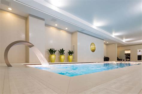 versace spa london